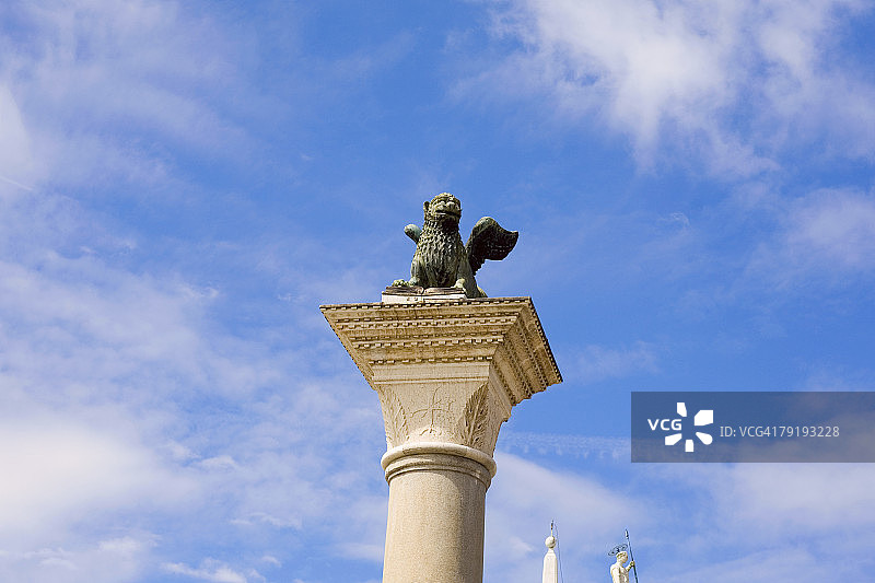 柱上翼狮雕像，意大利威尼斯圣马可广场图片素材