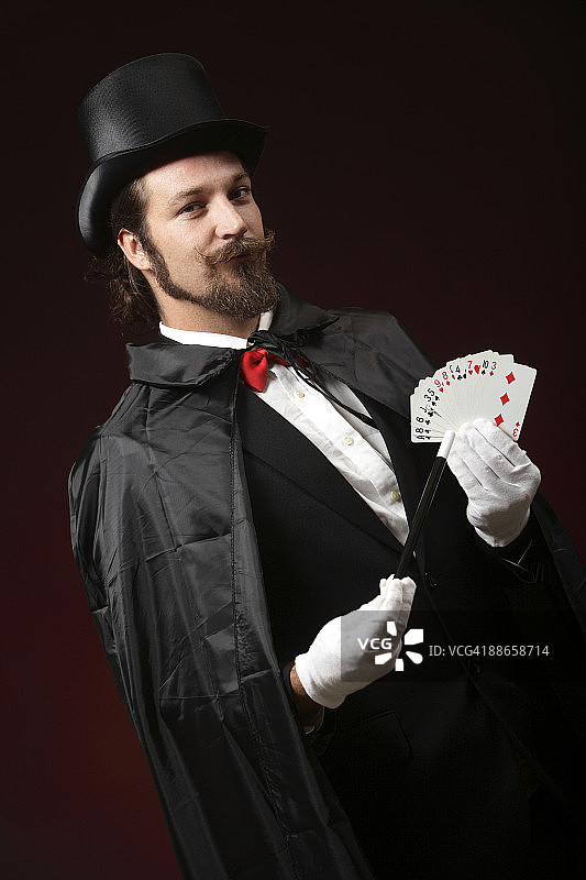 纸牌戏法魔术师图片素材