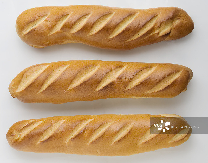白面包上的法式长棍图片素材