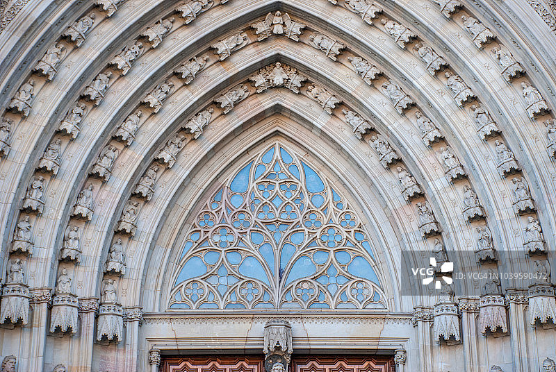 巴塞罗那大教堂正面的一部分图片素材