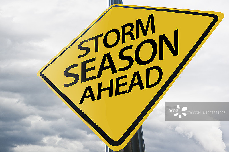 风暴季节预告/警告标志概念(点击查看更多)图片素材
