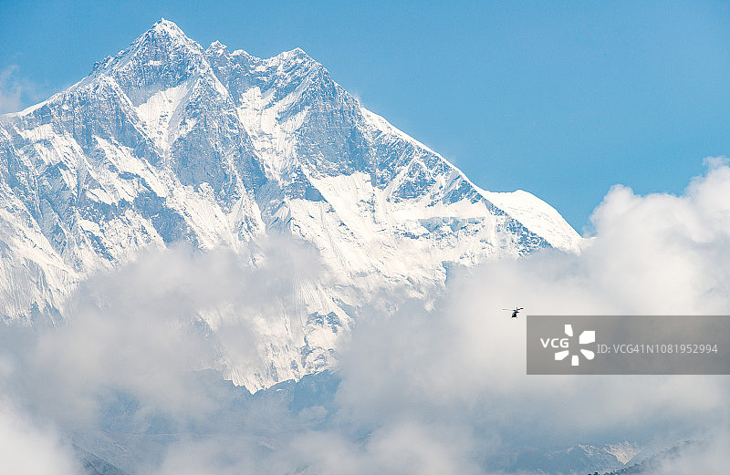美丽的风景lhotse山，世界第四高的山。图片素材