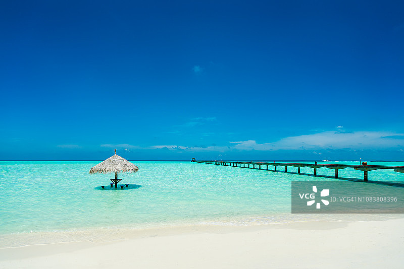 马尔代夫南阿里环礁迪夫西度假岛的热带天堂图片素材
