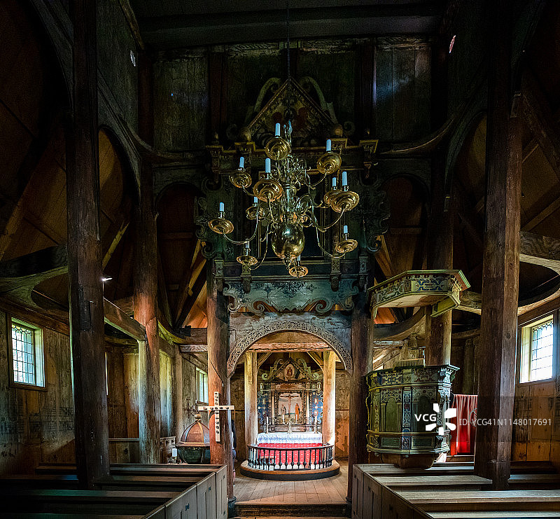 挪威索格达尔的考彭格木板教堂图片素材