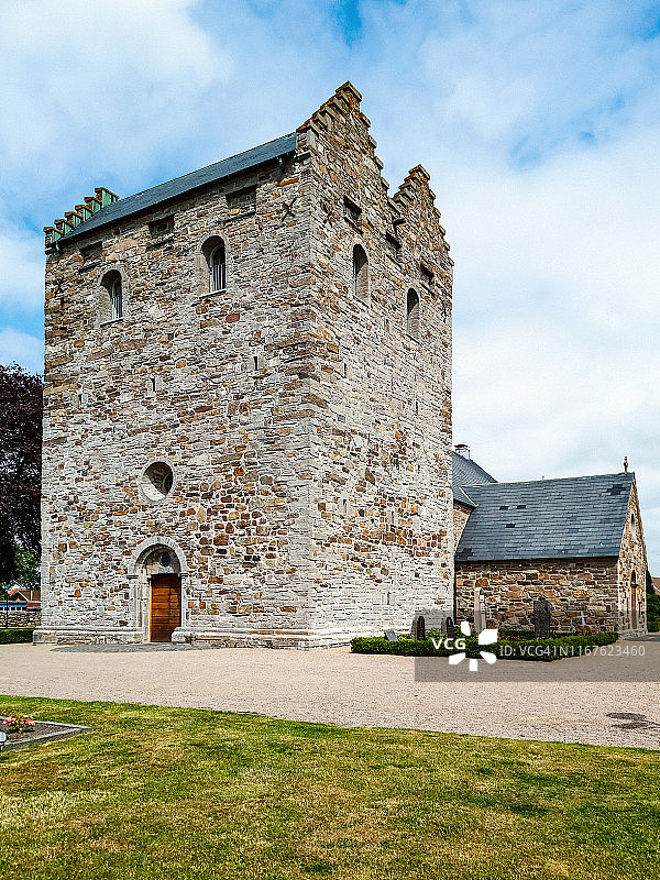 Aa Church (Aa Kirke)——一座建于12世纪的罗马式教堂，位于丹麦Bornholm岛Aakirkeby图片素材