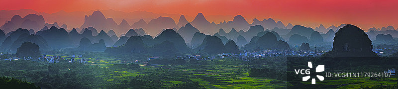 中国广西阳朔日落美景。图片素材