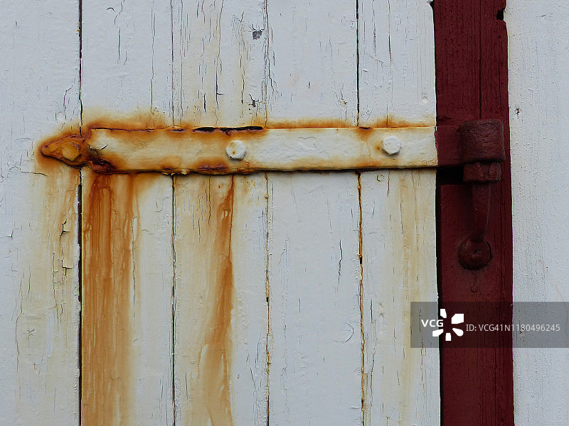 Smogen镇Smogenbrygga。渔民的木头房子，颜色各异。Bohuslan。瑞典图片素材