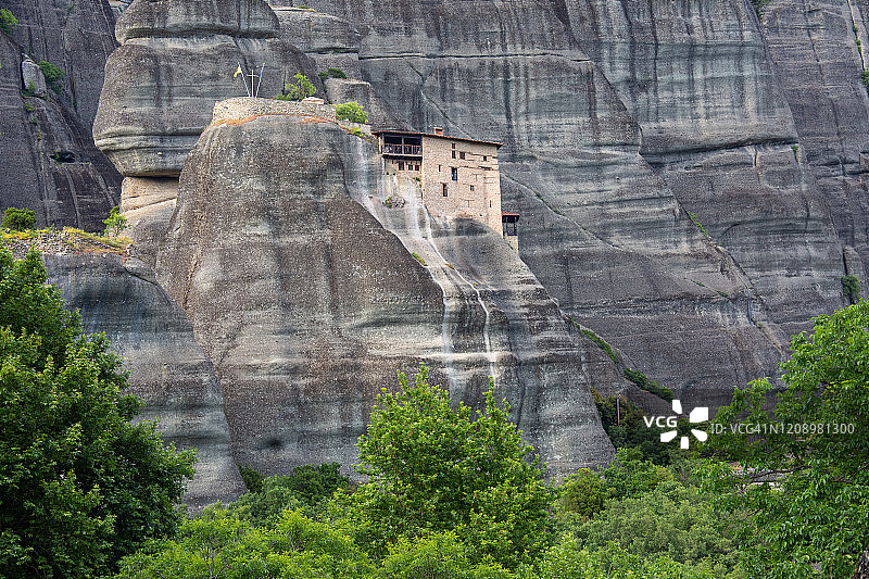 希腊迈特拉的修道院和岩层景观图片素材