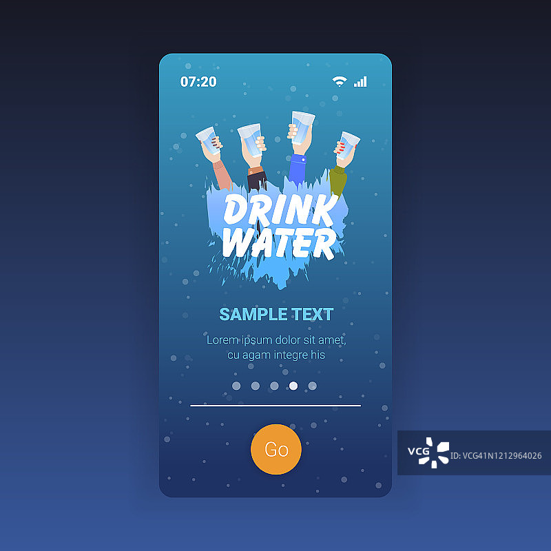 人类双手捧着一杯新鲜纯净水健康饮料概念智能手机屏幕移动应用复制空间图片素材