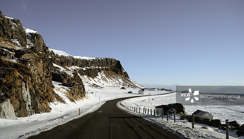 冰岛东部地区faskrudsjordur公路图片素材