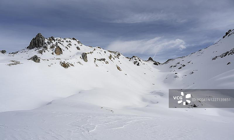 原生态的雪山，瓦坦塔勒利赞，塔克斯阿尔卑斯山，蒂罗尔，奥地利图片素材