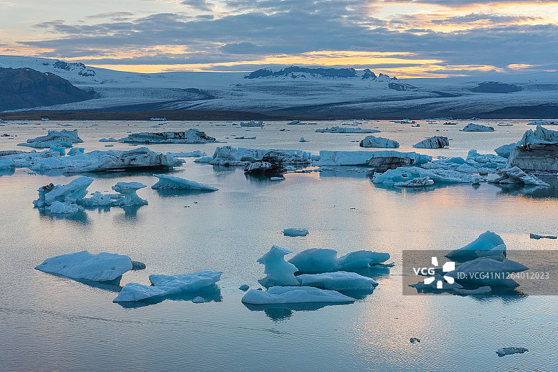 Jökulsarlon Glacier lagoon, Iceland图片素材