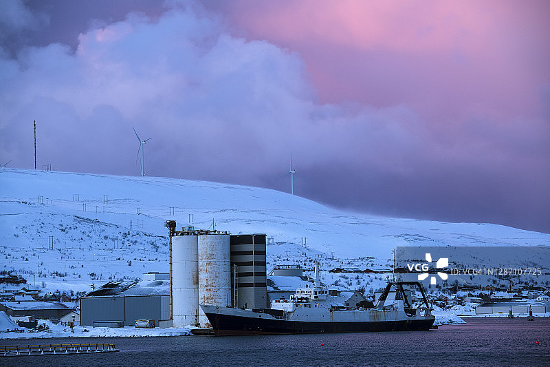 挪威芬马克县Båtsfjord港。图片素材