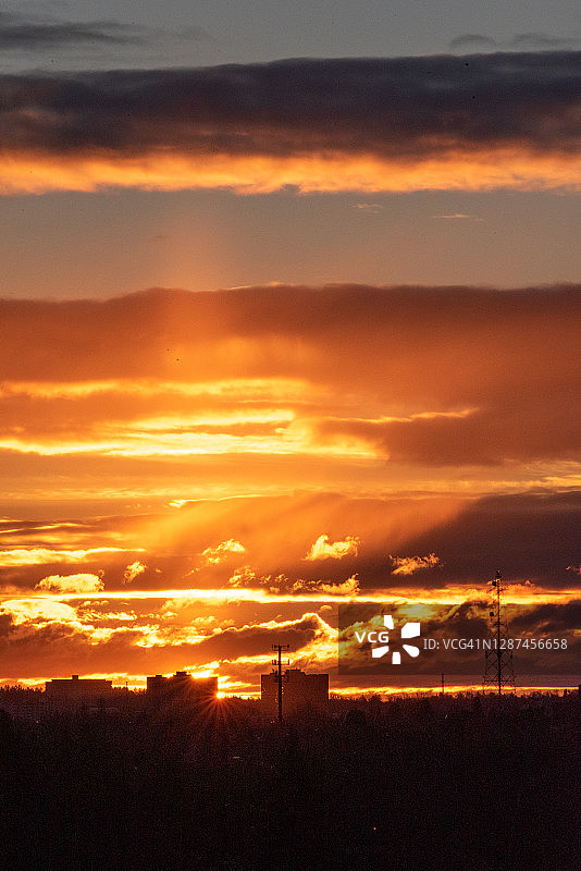 加拿大斯卡伯勒市壮观的日出天空图片素材
