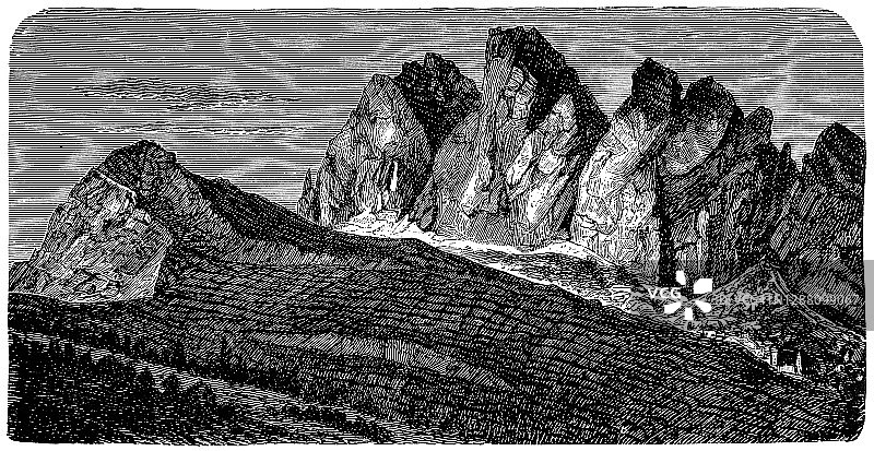 意大利的塞特萨斯山顶。它位于意大利北部的特伦蒂诺-上阿迪杰地区，距离罗马北部500公里图片素材