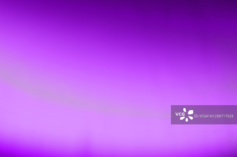 梯度抽象紫色背景在2021年流行的颜色紫水晶兰花图片素材
