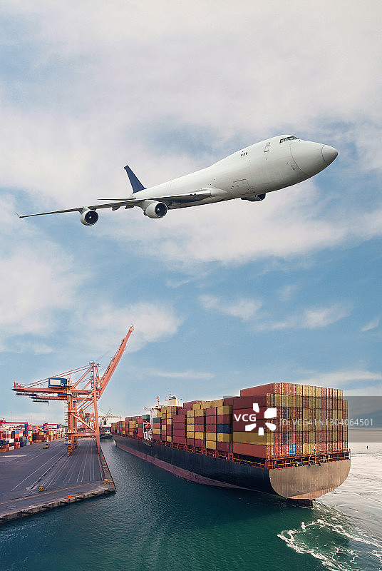 集装箱货轮、飞机的物流与运输。图片素材