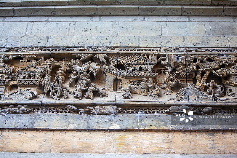 徽派民居大门上的砖雕图片素材
