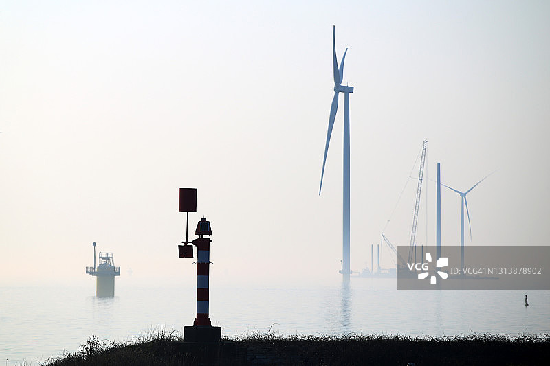 海上风力涡轮机图片素材