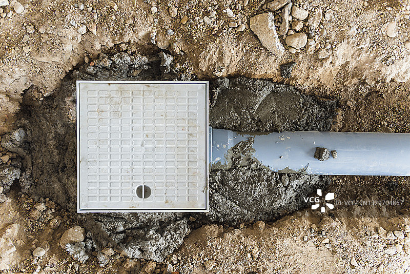 在建住宅污水管道系统图片素材