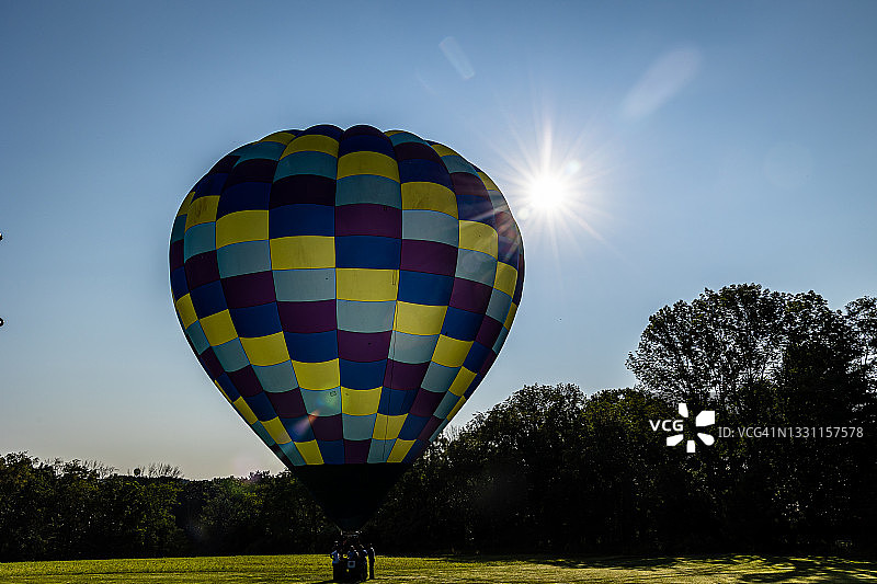 色彩鲜艳的热气球图片素材