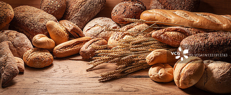 《面包:面包种类静物》图片素材