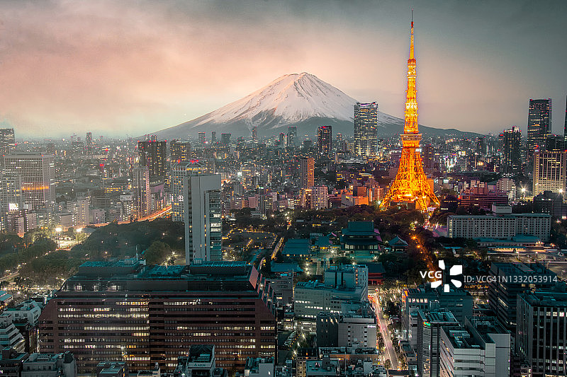 富士山和东京的天际线图片素材