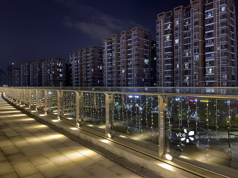 中国杭州居民区夜景图片素材