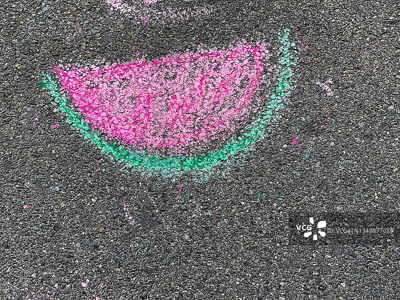 西瓜片的街头粉笔艺术图片素材
