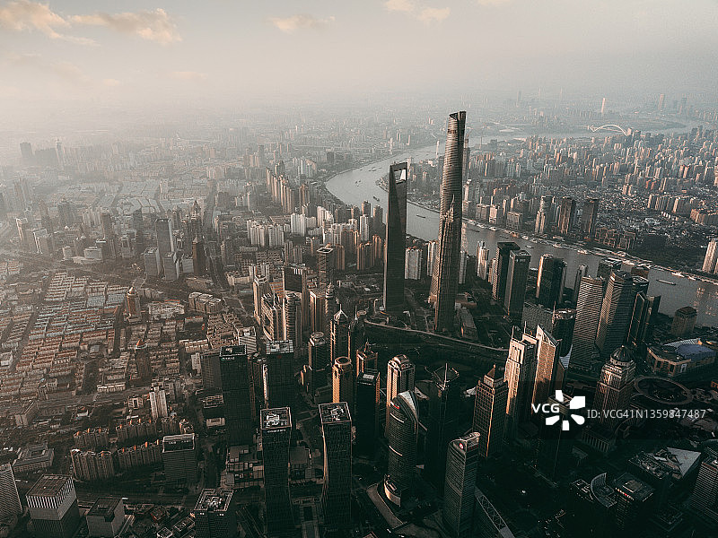 上海天际线鸟瞰图图片素材