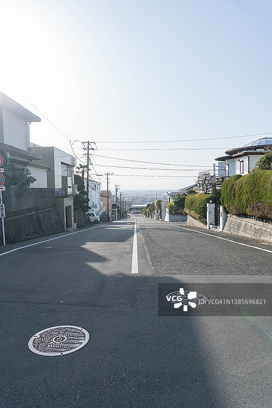 日本神奈川住宅区的高架街道图片素材