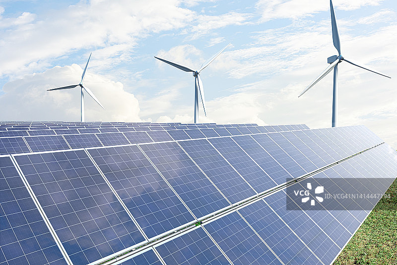 可持续太阳能电池板和风力涡轮机发电厂，3D渲染图片素材