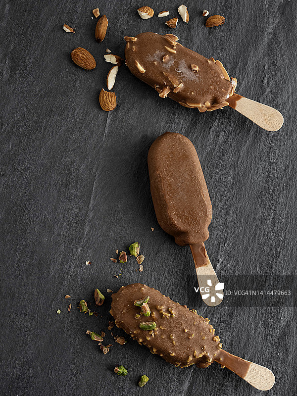 棒状冰淇淋，巧克力冰棍，雪糕，巧克力雪糕图片素材