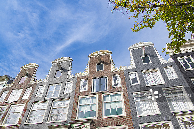 夏天的阿姆斯特丹市中心运河区图片素材