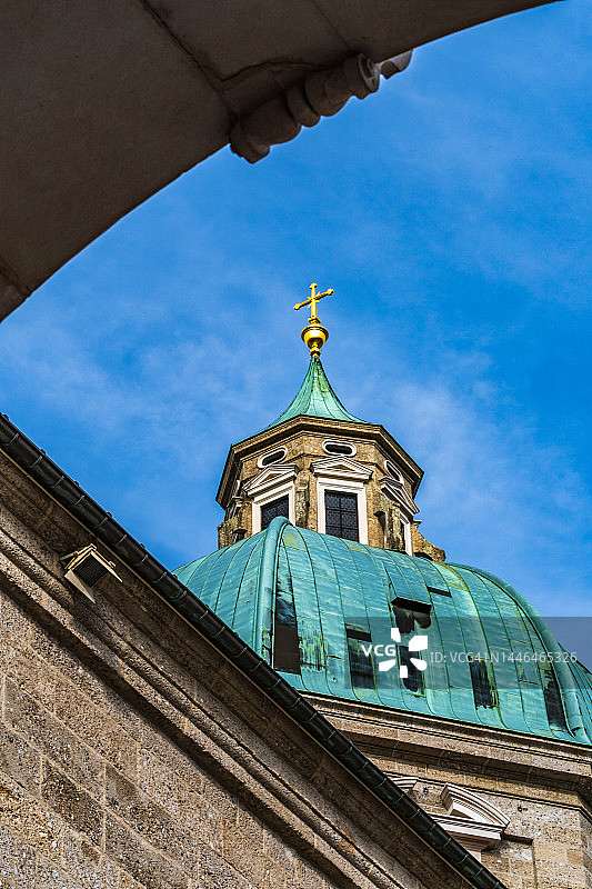 萨尔茨堡大教堂的屋顶图片素材