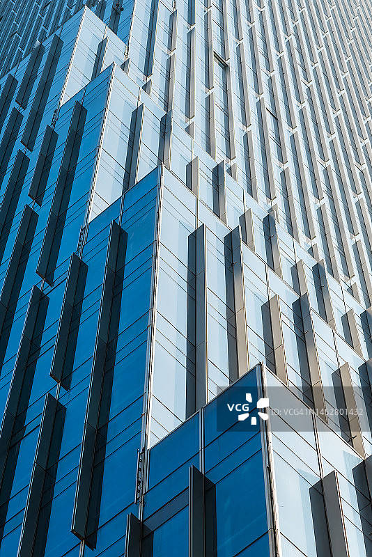 现代玻璃摩天大楼外观图片素材