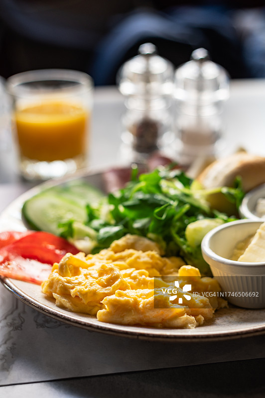 均衡健康的咖啡厅鸡蛋早餐图片素材