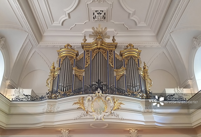 柏林索菲亚教堂内的巴洛克管风琴图片素材
