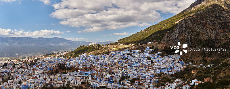 摩洛哥舍夫沙万的蓝色城市鸟瞰图图片素材