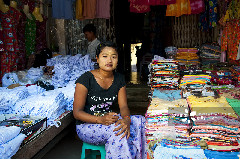 缅甸的妇女和商人图片素材
