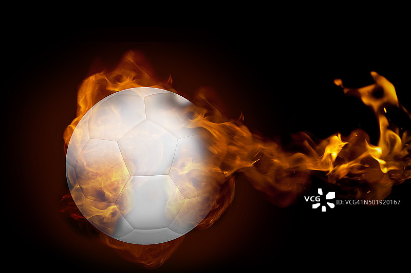 火周围的足球图片素材