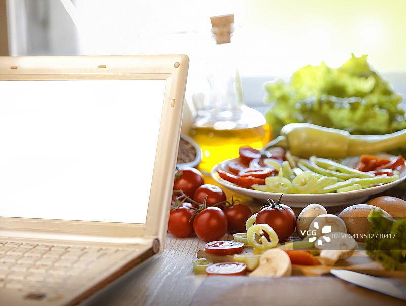 蔬菜品种及平板电脑图片素材