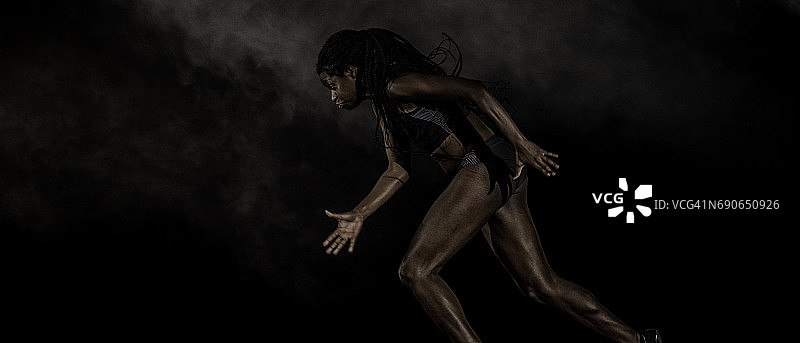 女性非裔美国人的跑步者图片素材