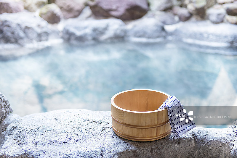 日式温泉，露天浴池图片素材