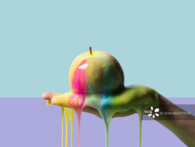 苹果和黏液在色块背景上图片素材