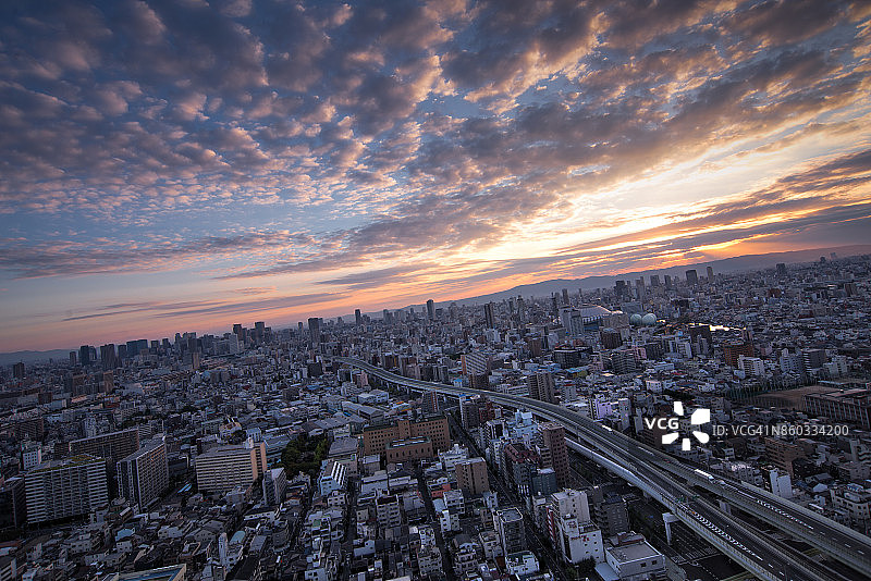 早朝の大阪市の风景图片素材