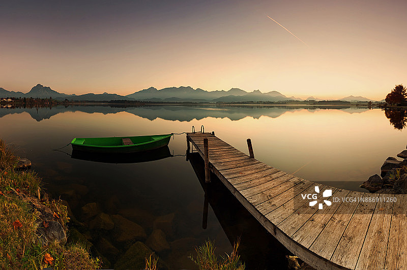 霍芬湖的日落(Allgäu/ Bavaria/ Germany)图片素材