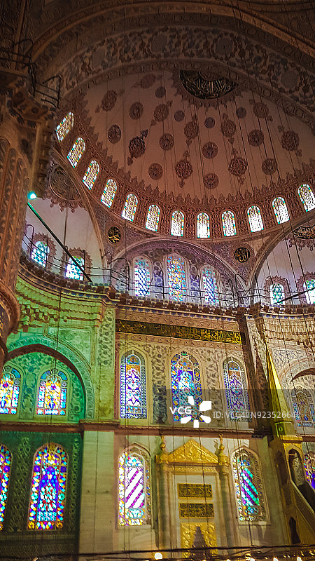 土耳其伊斯坦布尔苏丹艾哈迈德清真寺的室内设计图片素材