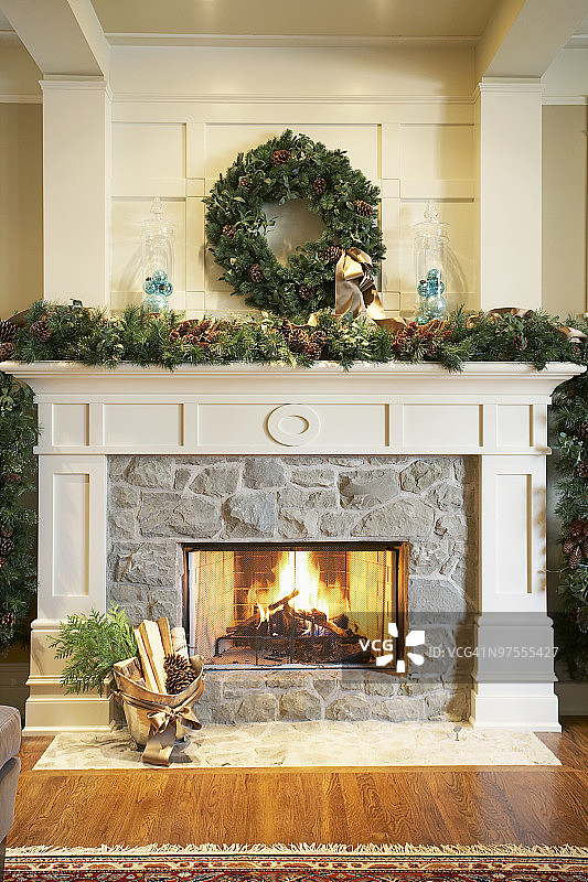 壁炉在圣诞节图片素材