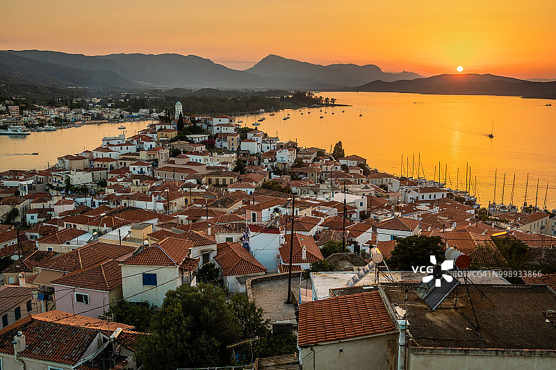 希腊爱琴海波罗斯岛的日落图片素材